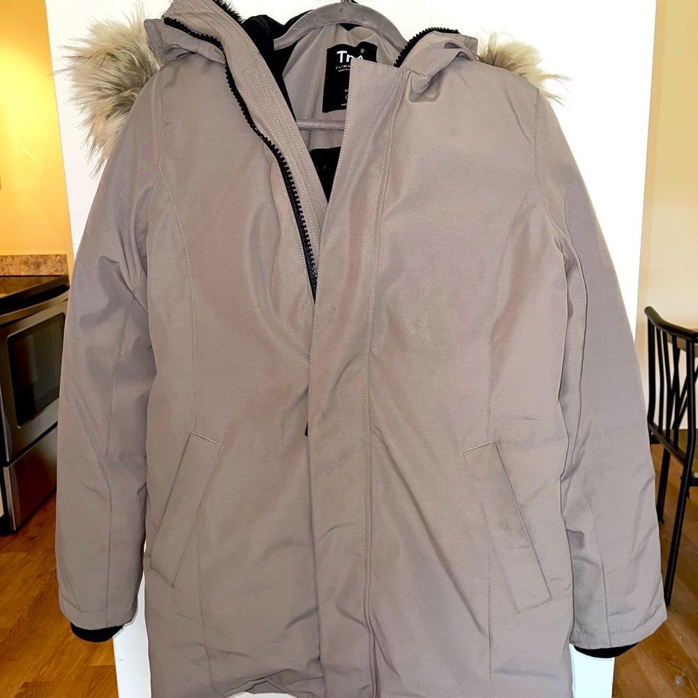 Aritzia TNA Haven Parka